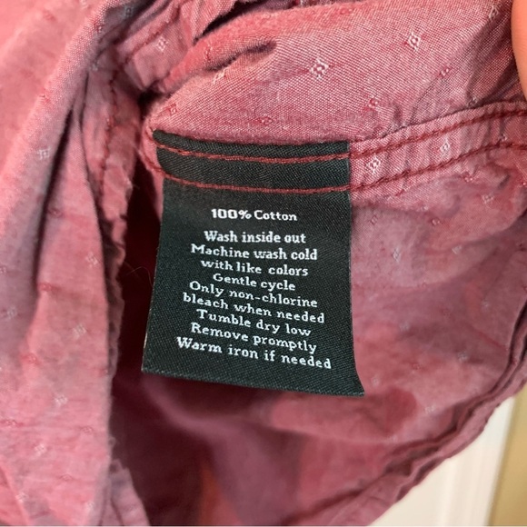 Rock & Republic Burgundy Textured Button Down Long Sleeve Shirt, size M - Picture 6 of 8